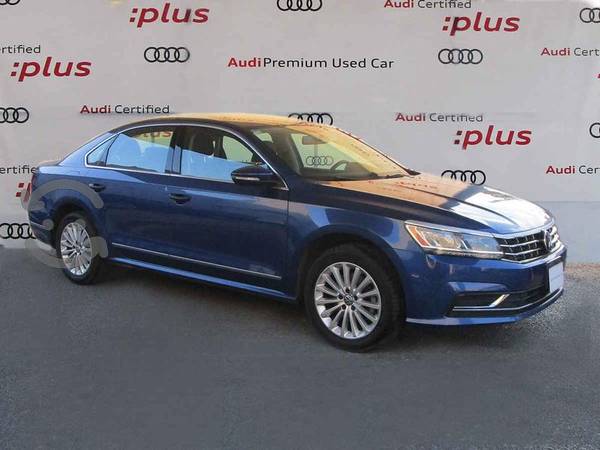 Volkswagen Passat p Sportline L5/2.5 Aut LED en