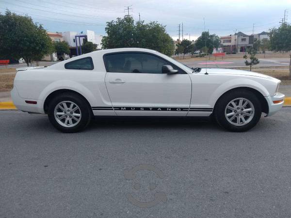 Mustang 4.0 V6 automatico en Saltillo, Coahuila por $