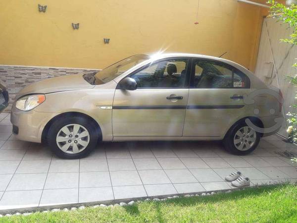 Bonito auto 4 puertas en Iztapalapa, Ciudad de México por