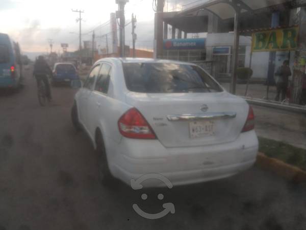 Automóvil Nissan tiida en Chalco, Estado de México por