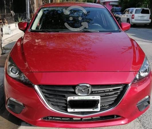 Mazda 3, motor 2.0, rojo brillante en Guadalupe, Nuevo León
