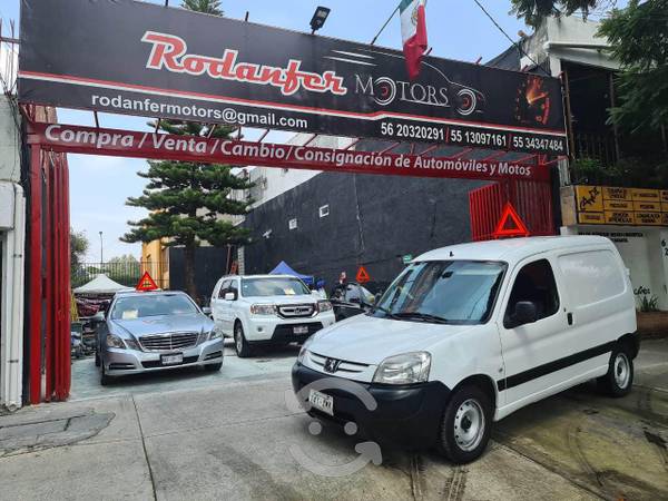 Peugeot Partner  en Coyoacán, Ciudad de México por