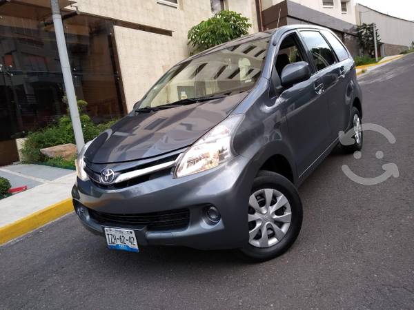 Toyota Avanza Premium Estándar  Seminuevo en Puebla,