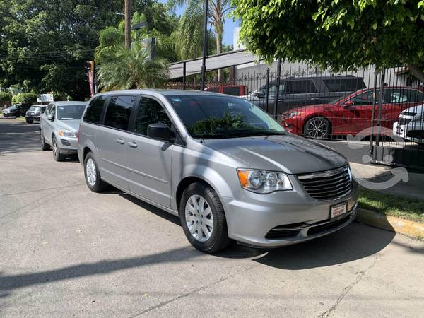 Chrysler town & Country  en Guadalajara, Jalisco por