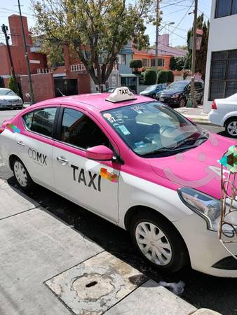 Taxi nissan versa  automático en Coyoacán, Ciudad de