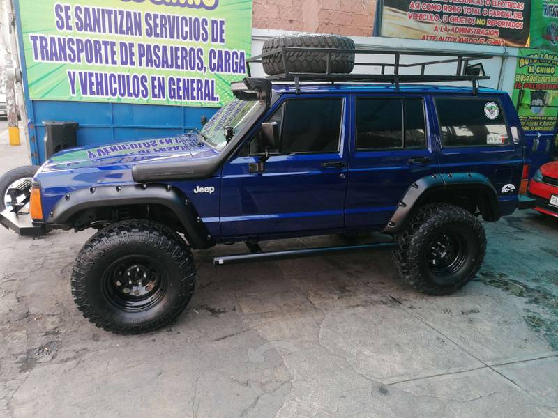 JEEP XJ 4 X 2 NACIONAL en Querétaro, Querétaro por $