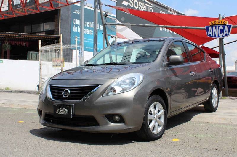 Nissan Versa p Advance 5vel en Querétaro, Querétaro