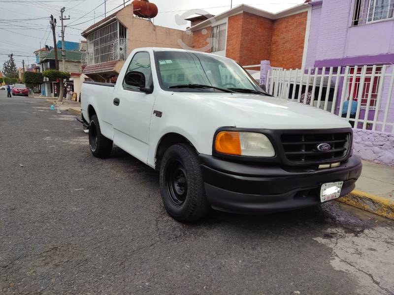 Ford F 150 en Venustiano Carranza, Ciudad de México por