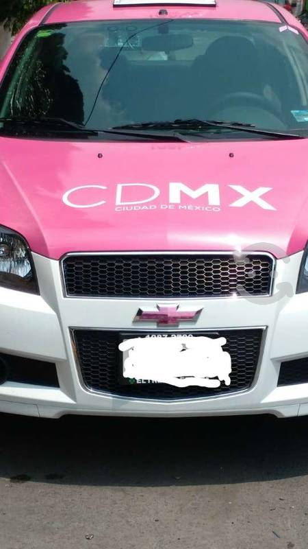 Se vende taxi con placas en Iztapalapa, Ciudad de México
