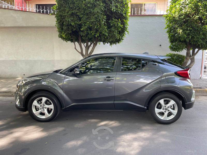 Toyota C-hr Base Cvt  en Álvaro Obregón, Ciudad de