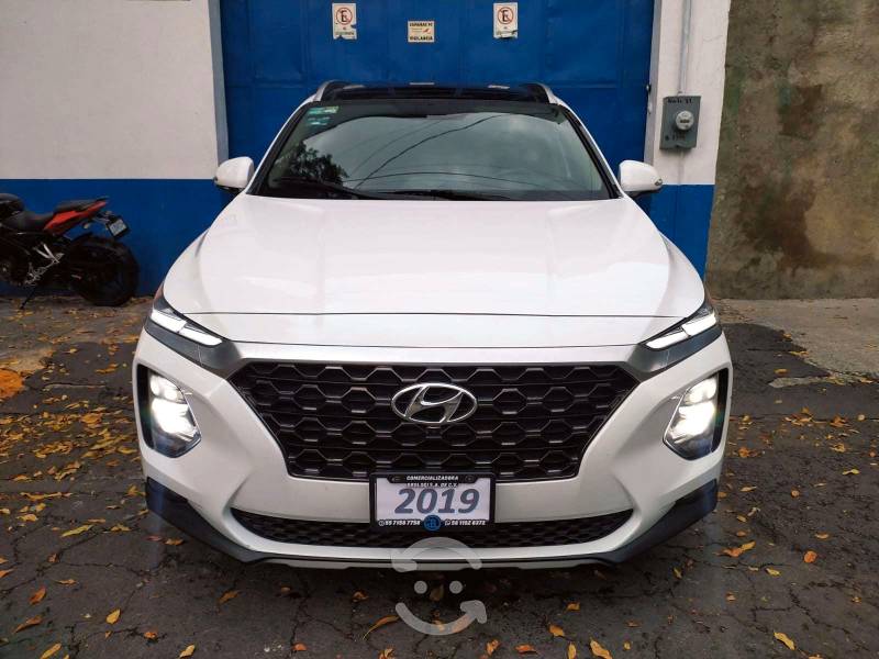 Hyundai Santa Fe Limited Tech Turbo  en Miguel Hidalgo,