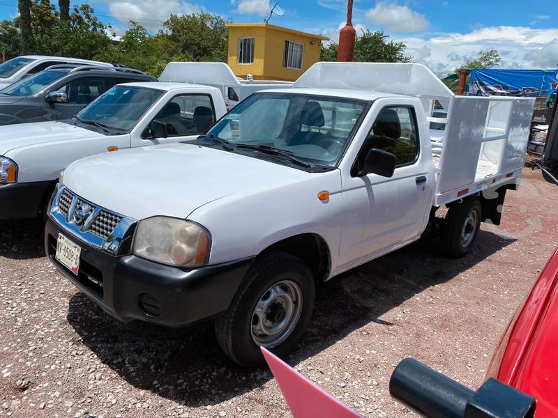 Nissan Estacas lista para trabajar en Jojutla, Morelos por