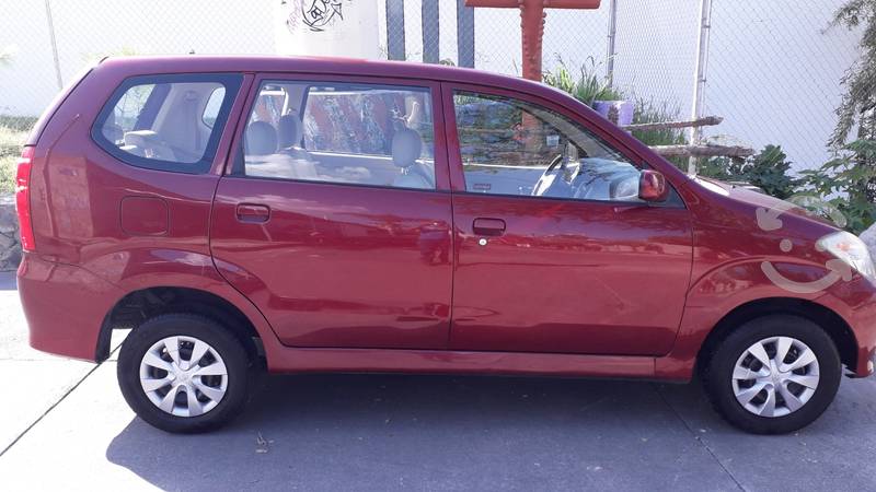 toyota avanza  tinta en Guadalajara, Jalisco por $