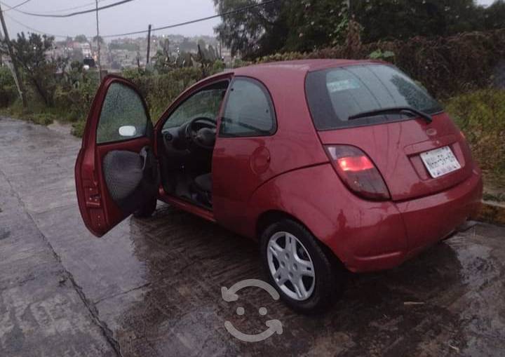 Hermoso Ford Ka en Nicolás Romero, Estado de México por