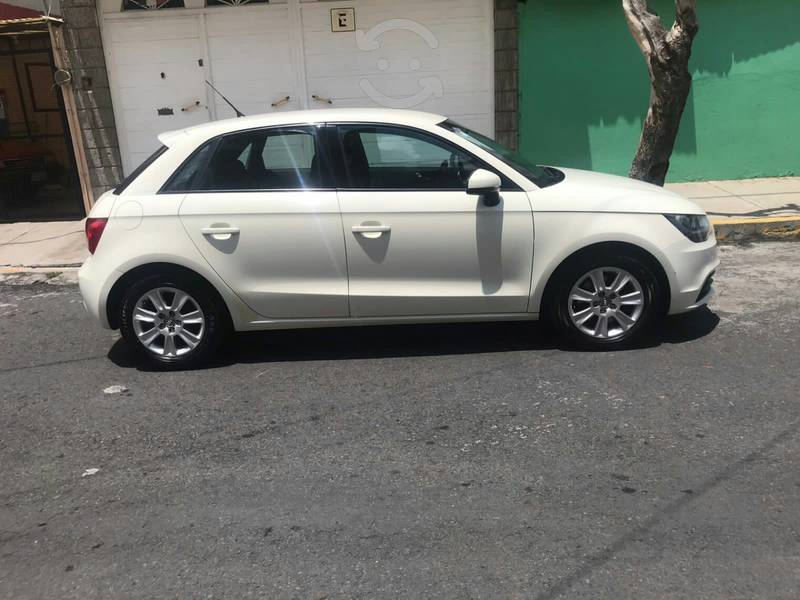 Se vende auto en Coyoacán, Ciudad de México por $ |