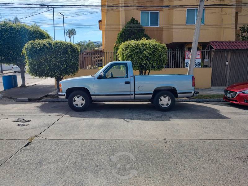 Sierra 89 impecable pick up en Zapopan, Jalisco por $