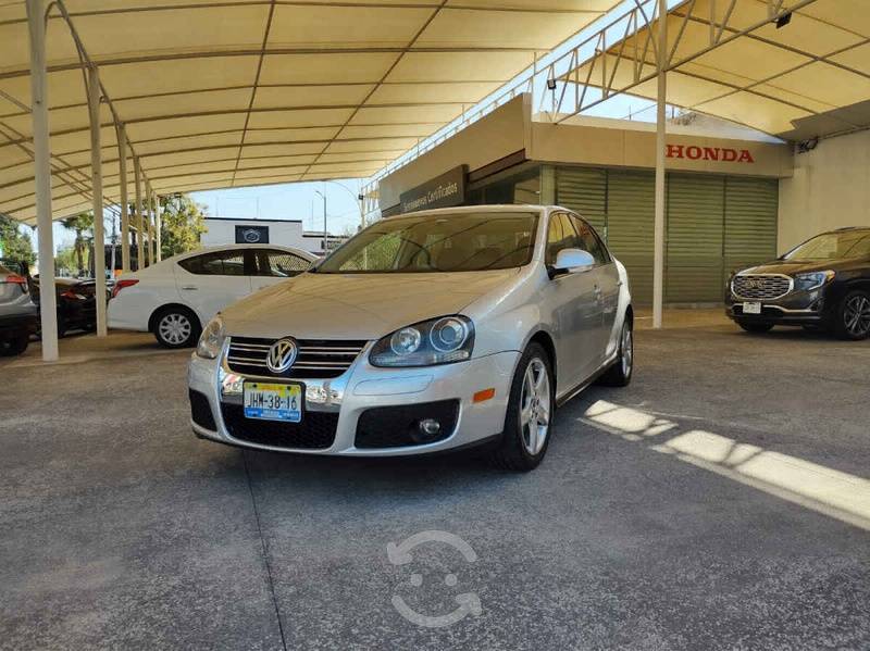 Volkswagen Bora p Sport Tiptronic en Guadalajara,