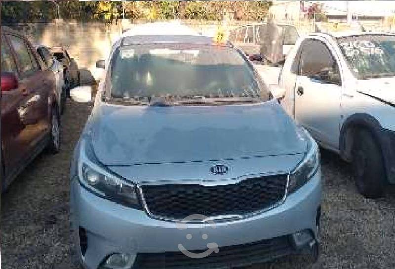 Kia Forte Manual Aseguradora en Guadalajara, Jalisco por