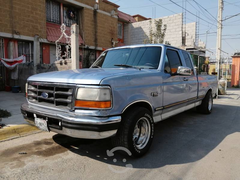 Ford F150 XLT V8 en Chicoloapan, Estado de México por