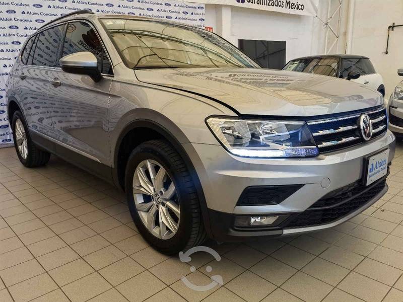 Volkswagen Tiguan p Comfortline L4/1.4/T en