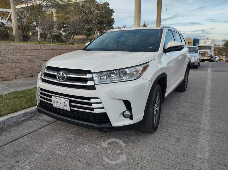 Toyota Higlander XLE Seminueva en Zapopan, Jalisco por
