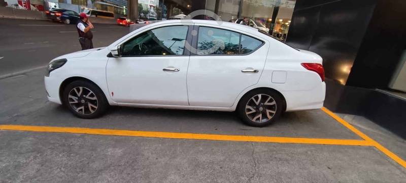 Nissan Versa p Exclusive L4/1.6 Aut en Huixquilucan,