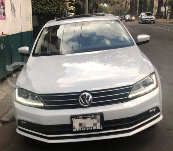 JETTA  SPORTLINE TRIPTONIC BLANCO en Álvaro Obregón,