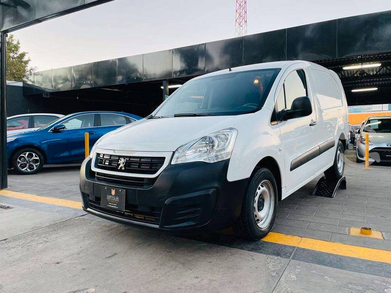 PEUGEOT PARTNER MAXI  en Guadalajara, Jalisco por