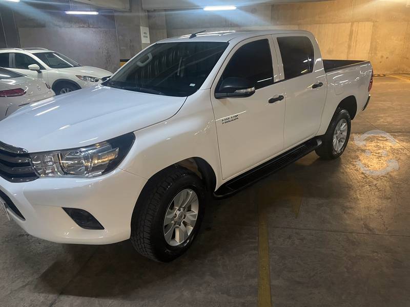 Toyota hilux  base en Guadalajara, Jalisco por $ |