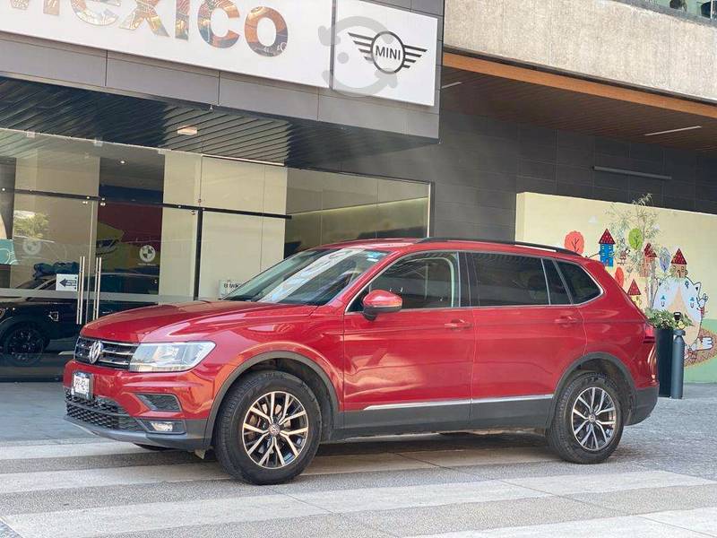 VOLKSWAGUEN TIGUAN COMFORTLINE  PASAJEROS en