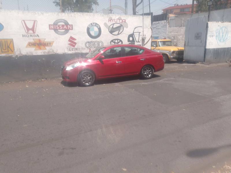 Versa  automático en Iztapalapa, Ciudad de México por
