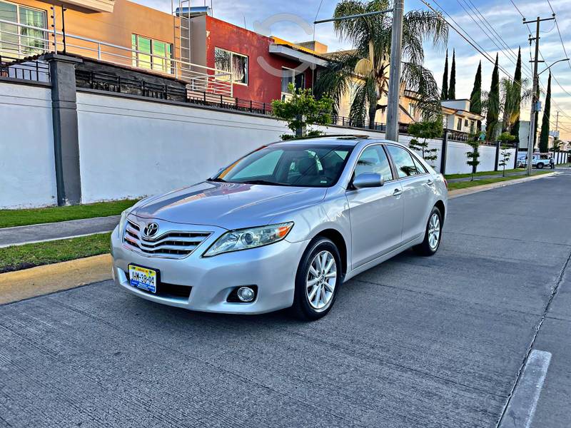 Camry XLE Cilindros piel Quemacocos en Zapopan,