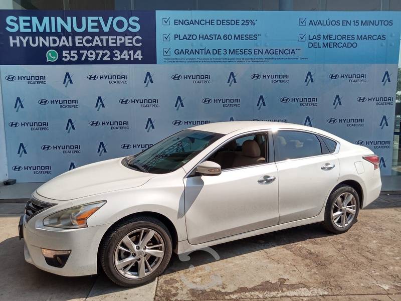 Nissan Altima  Sense At en Cuajimalpa de Morelos,