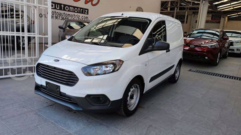  Ford Transit Courier Sin puerta lateral en Atotonilco