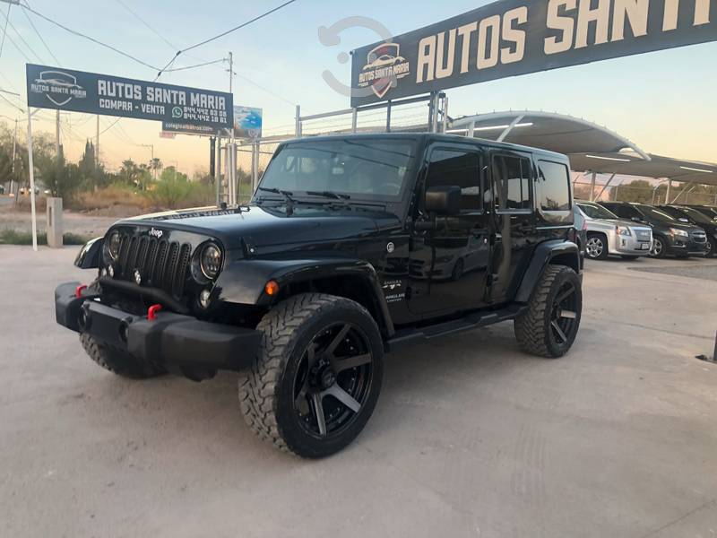 Jeep Wrangler Sahara 4x en Saltillo, Coahuila por