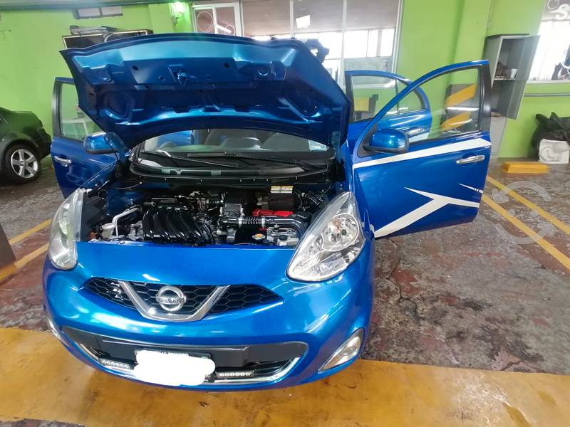 Se vende bonito Nissan March  Automático en Naucalpan