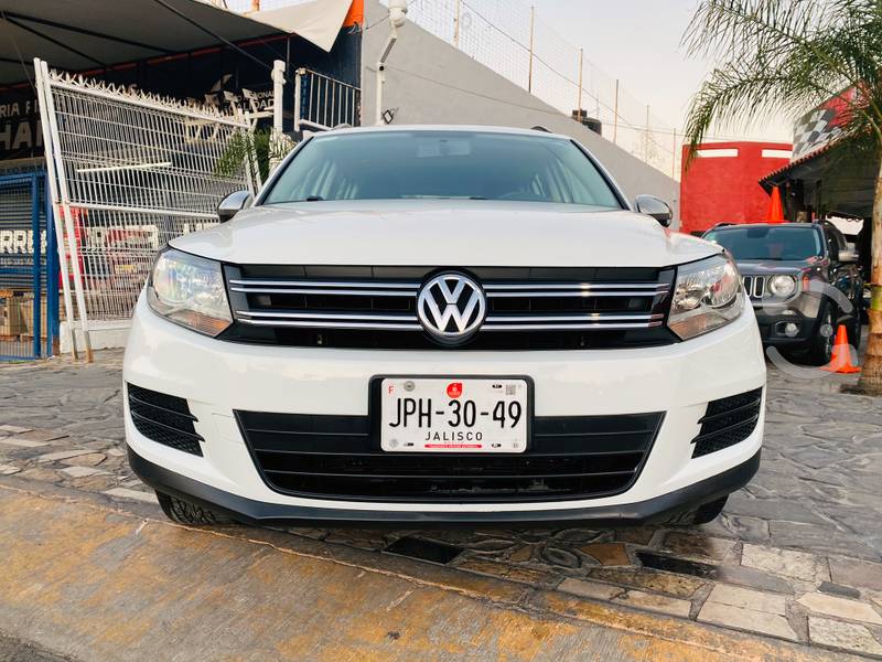Volkswagen Tiguan 1.4 Sport  en Guadalajara, Jalisco por