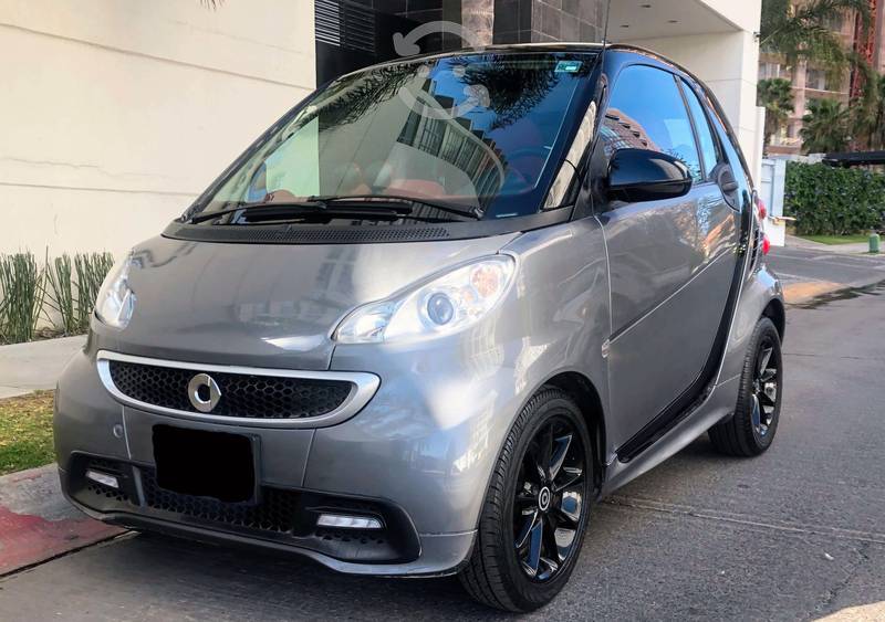 EXCELENTE SMART FORTWO COUPE PASSION  en Zapopan,