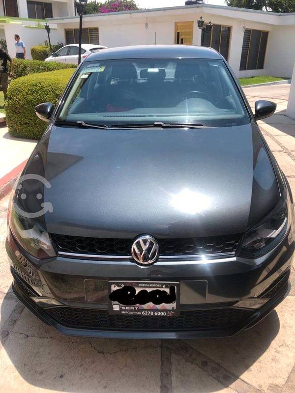 VENTO  COMFORTLINE PLUS 1.6L AUTOMATICO en Tlalnepantla