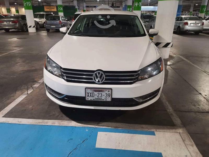 Volkswagen Passat  en San Pedro Cholula, Puebla por