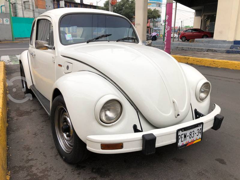 Vochito blanco 91 en Iztapalapa, Ciudad de México por