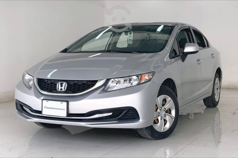 Honda Civic 4 PTS LX SEDAN, TM5, CD, R-15 en Guadalajara,