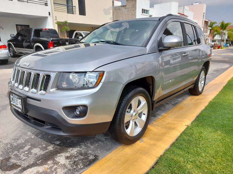 JEEP COMPASS ,DOS DUEÑOS,KM,CREDITOS en Zapopan,