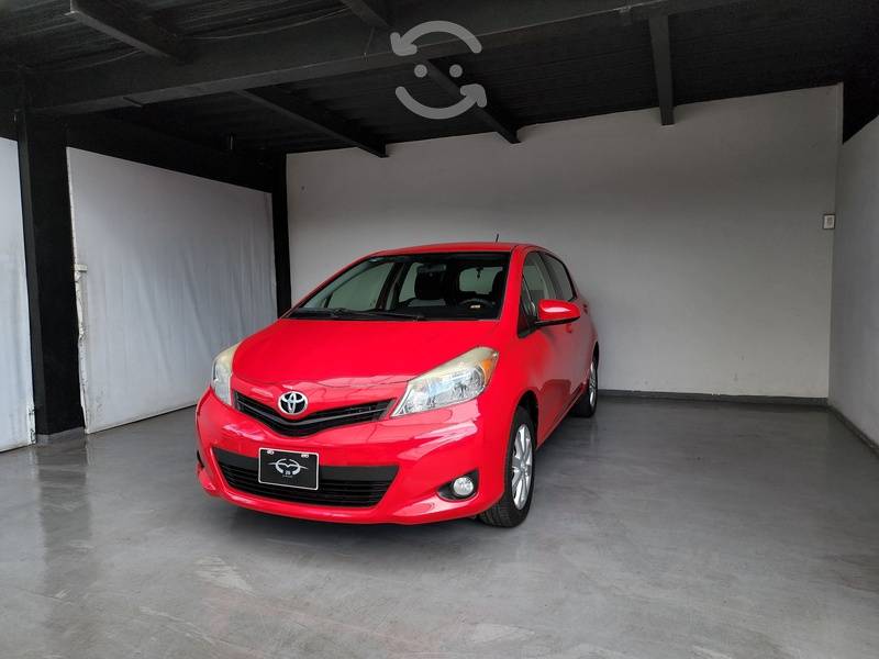 Toyota Yaris  Premium Hb At en Zapopan, Jalisco por