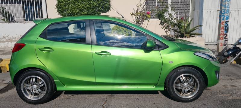 Mazda 2 Touring Automático en Iztapalapa, Ciudad de México