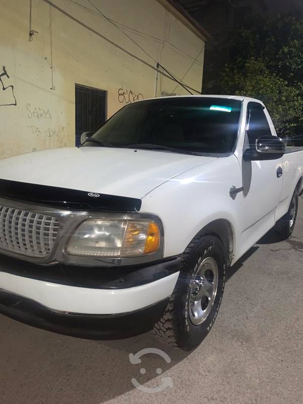 Ford F150 XL, Camioneta Pick Up en Cuautitlán Izcalli,