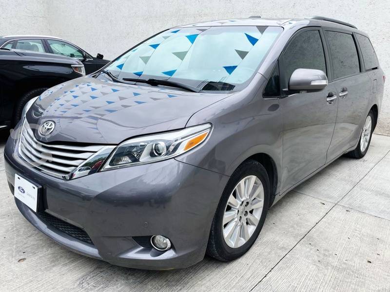 Toyota Sienna  en Álvaro Obregón, Ciudad de México