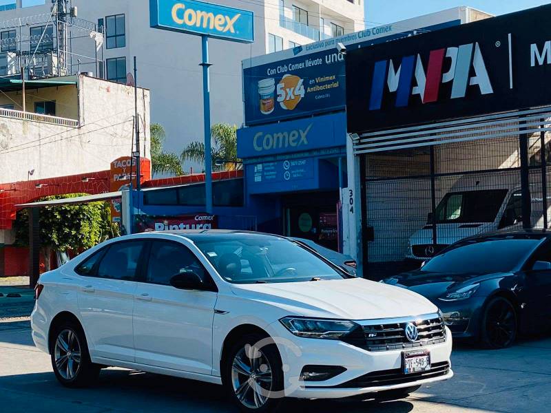  VOLKSWAGEN JETTA R-LINE AUTOMATICO en Zapopan, Jalisco