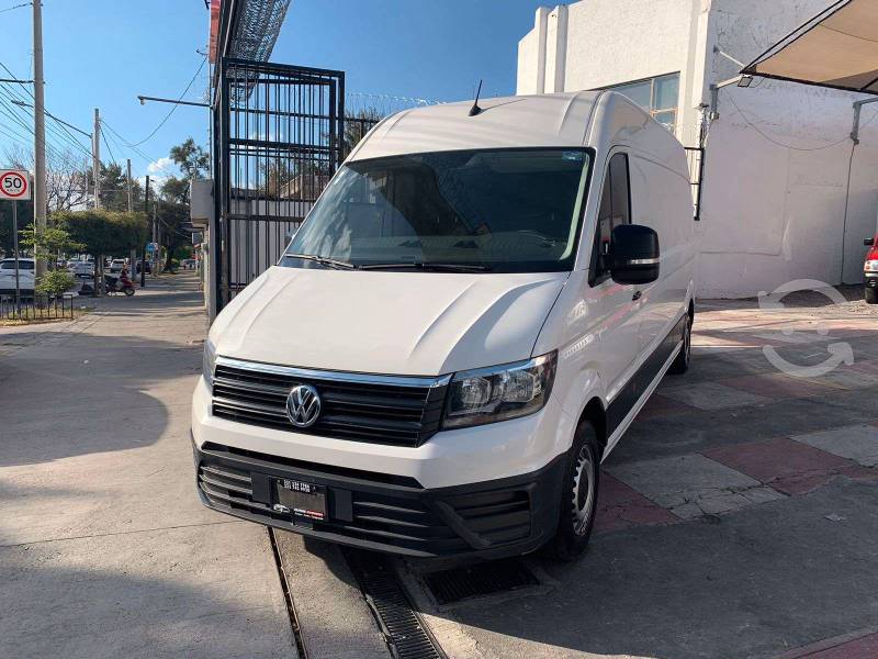 VOLKSWAGEN CRAFTER CARGO VAN CAJA EXTENDIDA  en