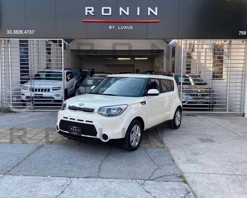 Excelente Kia Soul 1.6l LX 5p Tela Aut  en Guadalajara,